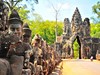 Úžasná kamenná brána Angkor Thom